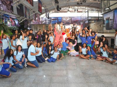 Estreia do espetáculo ‘O Minotauro’ conta com público de estudantes do Itapoã