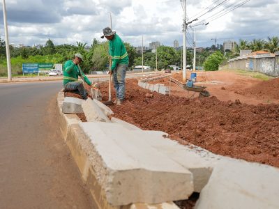 Novas calçadas e ciclovias na via entre Guará e Núcleo Bandeirante vão aumentar segurança da população