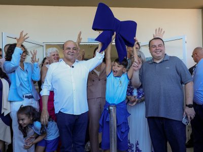 Governador inaugura segunda escola integral bilíngue em Libras-Português do DF