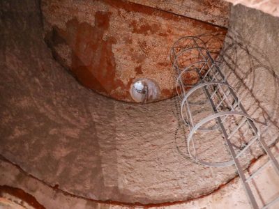 Poços de visita do Drenar DF começam a ser fechados