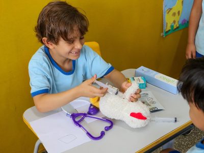 Com quase 50 mil alunos, educação infantil da rede pública alia pré-alfabetização a ensino de valores