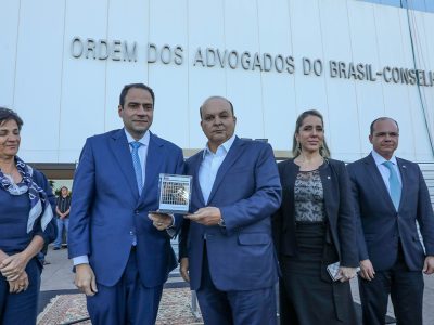GDF e entidades recebem homenagem pela solidariedade ao incêndio na sede do Conselho Federal da OAB