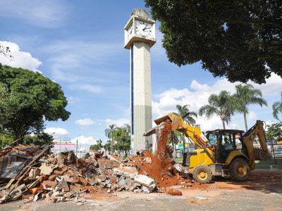 GDF inicia reforma da Praça do Relógio, referência em Taguatinga