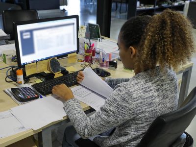 Iniciativas do Governo do Distrito Federal ajudam jovens a entrar no mercado de trabalho