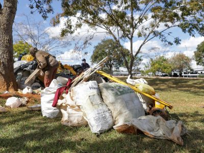 Equipes levam acolhimento a pessoas em situação de rua em seis pontos do Plano Piloto
