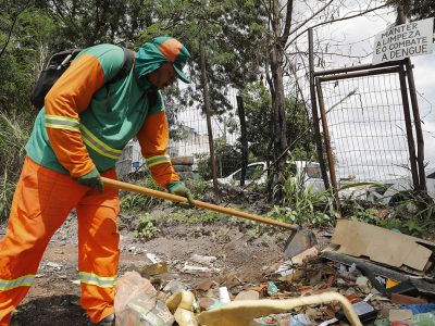Descarte irregular de entulho traz riscos à saúde e ao meio ambiente