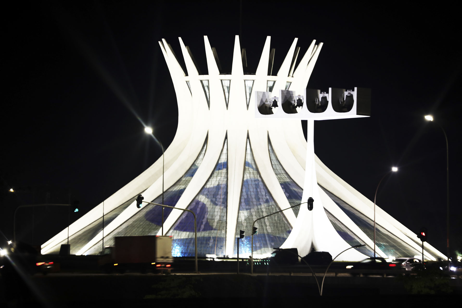 Catedral de Brasília recebe nova iluminação com tecnologia LED