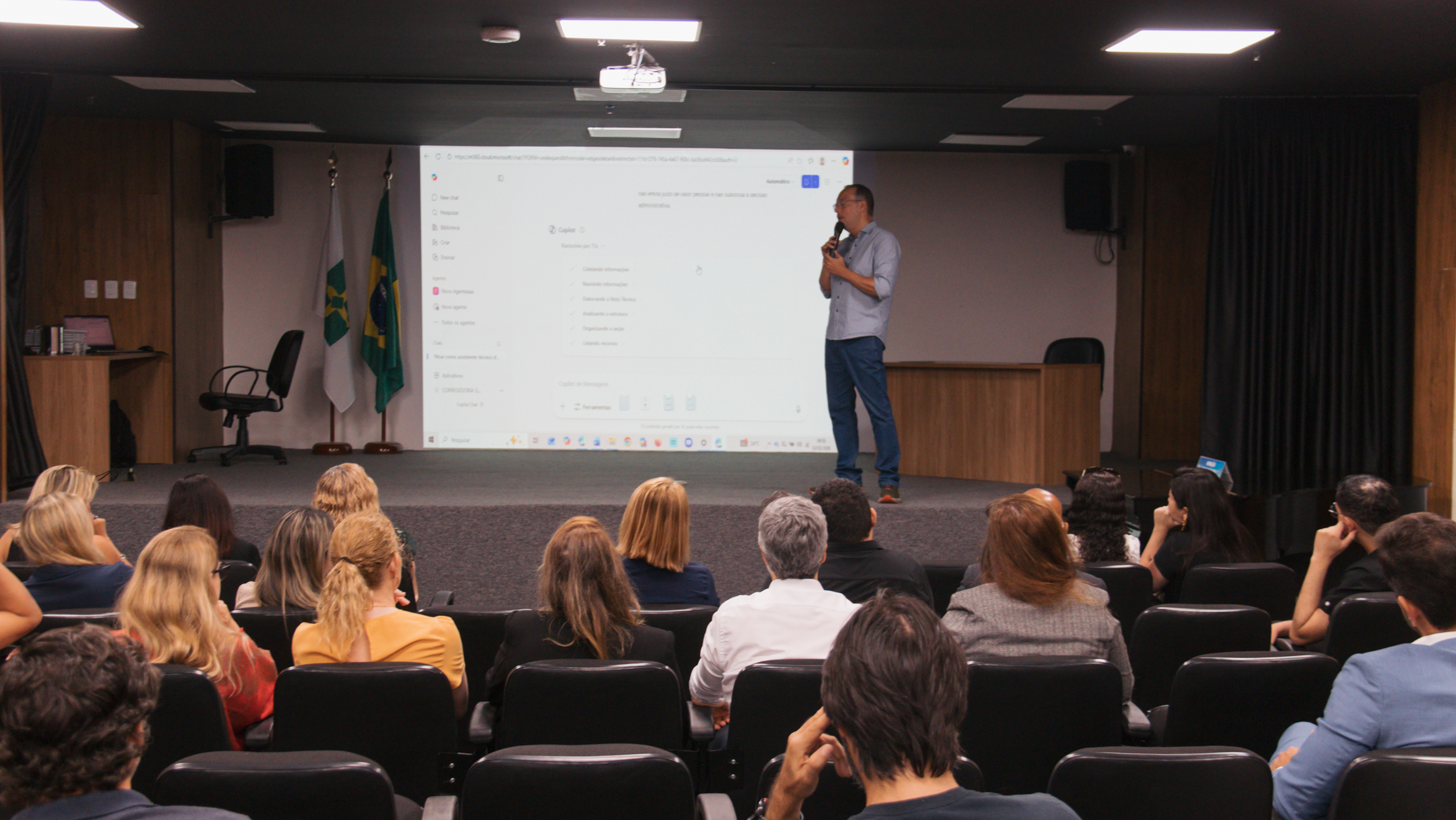 Corregedoria capacita servidores em uso institucional de inteligência artificial na SEEDF