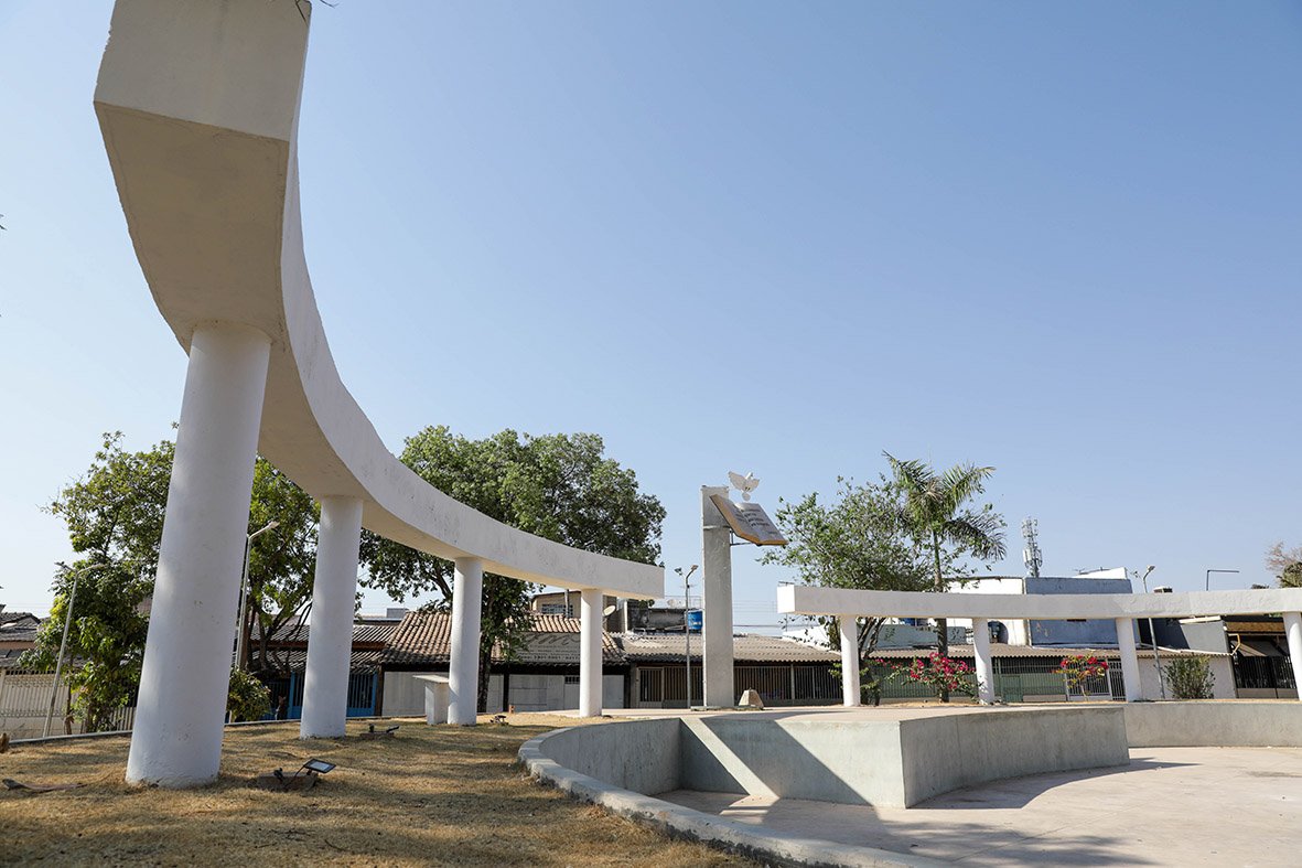 Praça da Bíblia ganha nova vida após reforma e se torna polo de convivência na Candangolândia