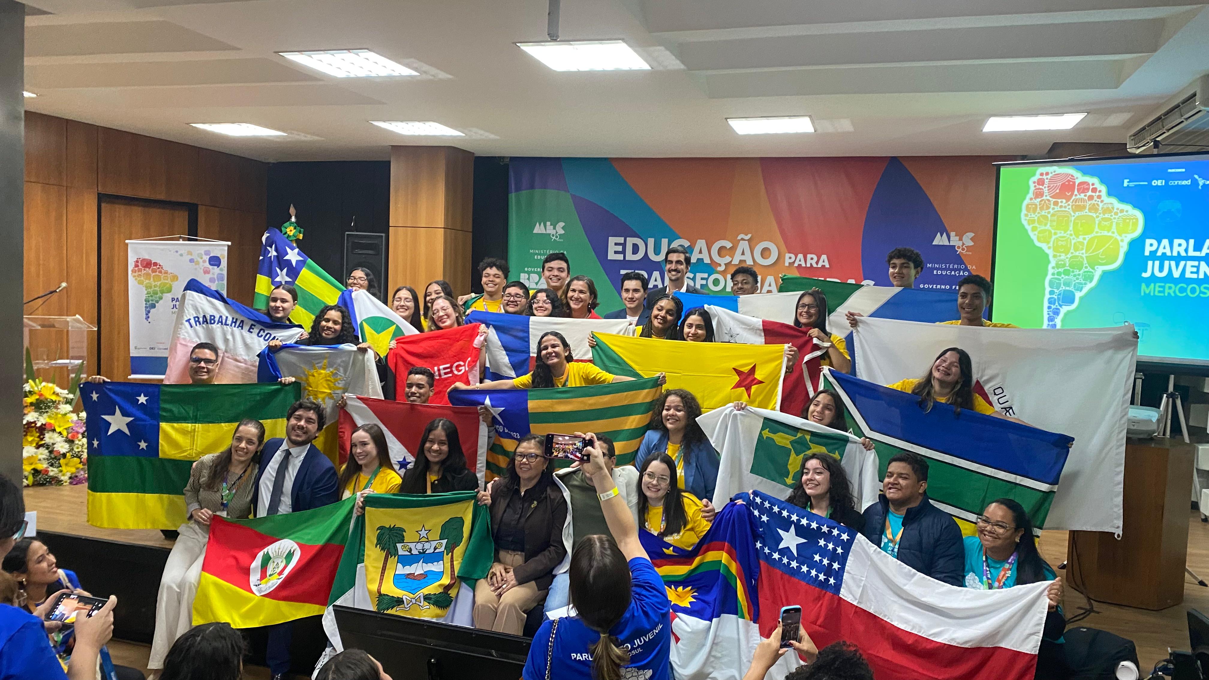 Aluna de Taguatinga representa o DF na fase internacional do Parlamento Juvenil do Mercosul