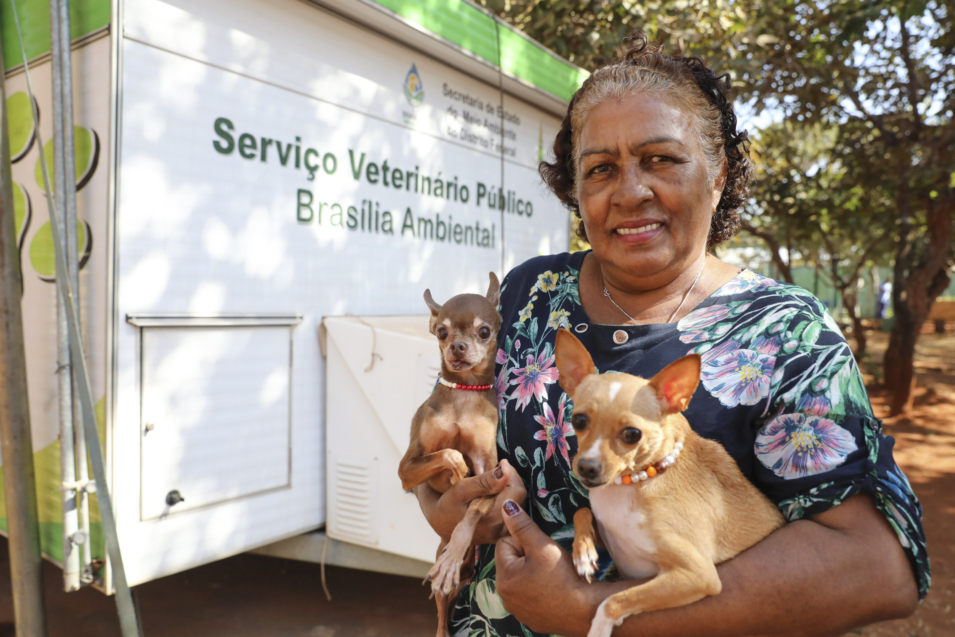Unidade Móvel oferece serviço veterinário gratuito no Arapoanga