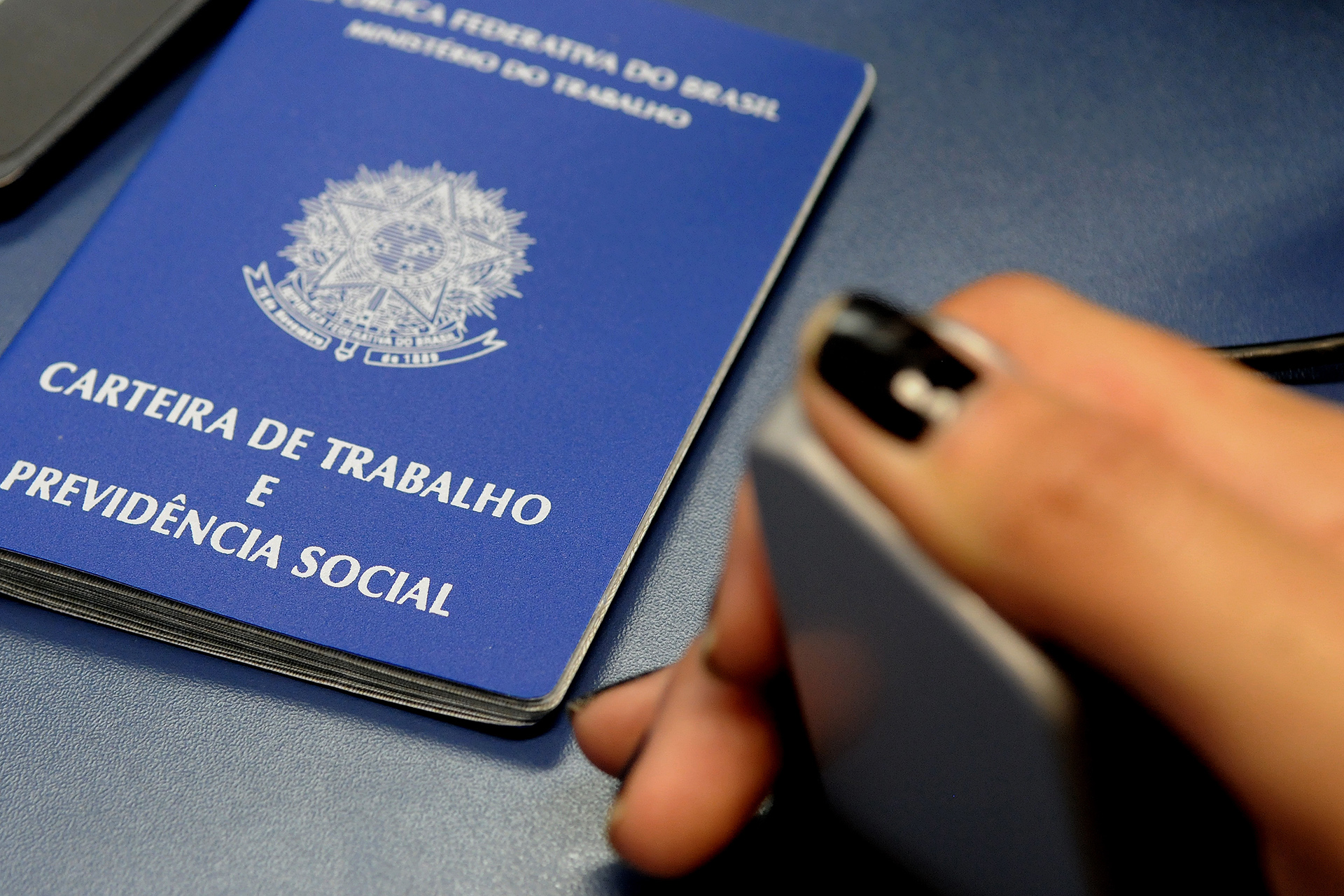 Semana começa com 528 vagas de emprego abertas nas agências do trabalhador