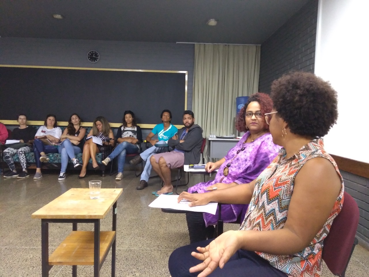 Curso gratuito voltado para mulheres debate inclusão e combate ao preconceito