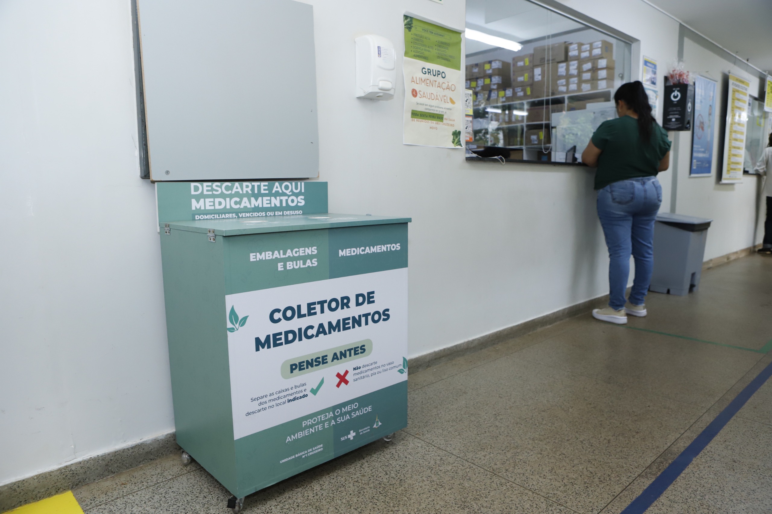 UBS 1 do Cruzeiro cria modelo de coletor para descarte apropriado de medicamentos