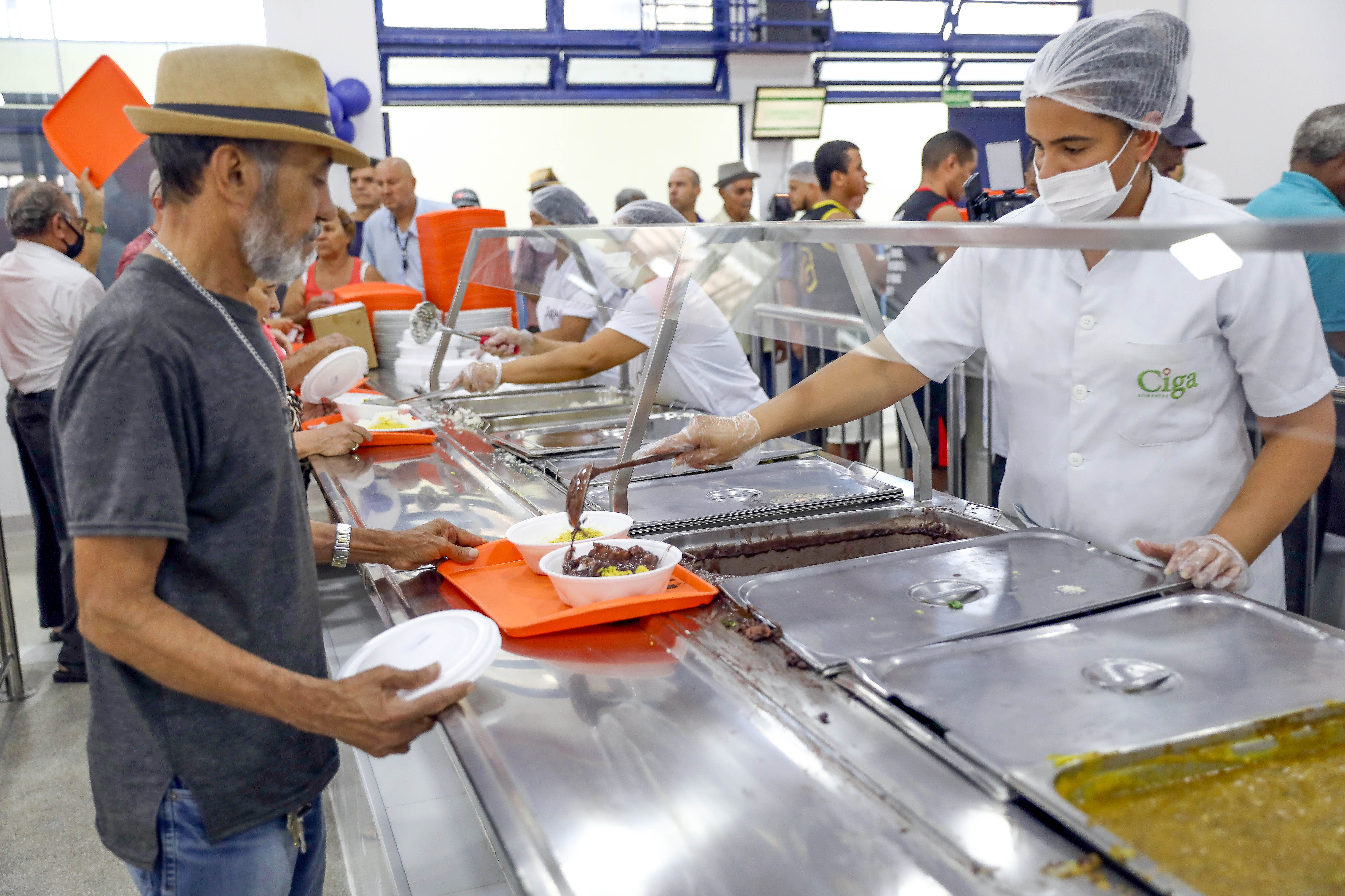 Restaurantes comunitários servem 12,6 milhões de refeições em nove meses no DF