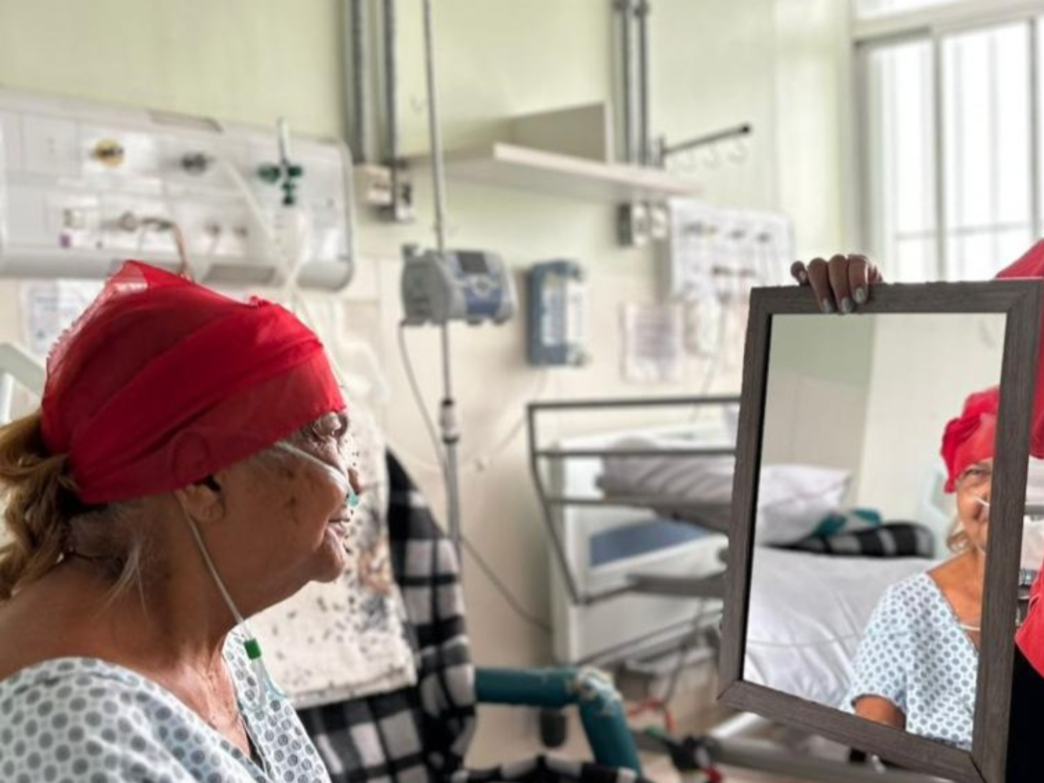 Projeto Rosa Solidário eleva autoestima de mulheres com câncer