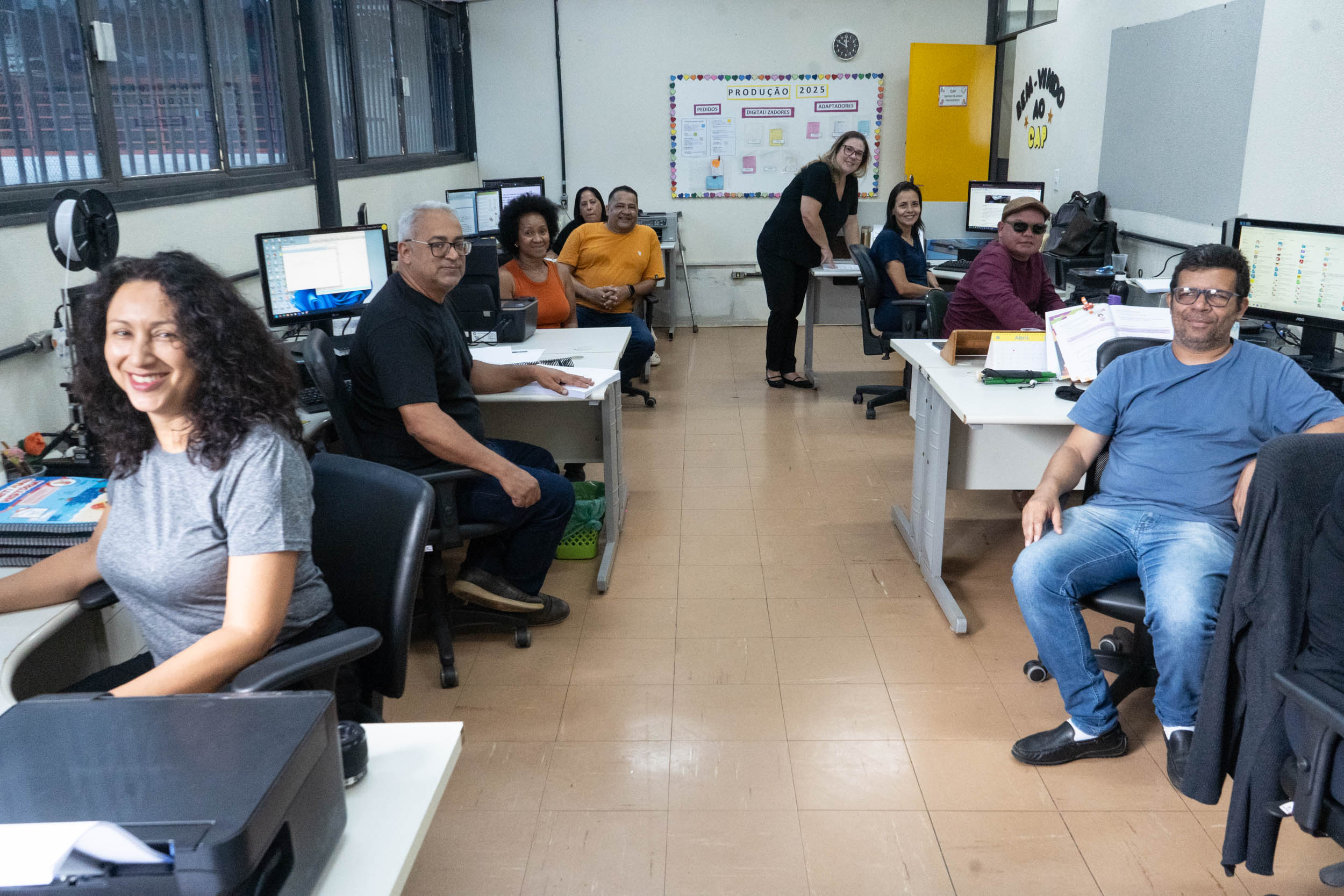 Centro de Ensino Especial adapta livros em braile e leva leitura inclusiva à rede pública