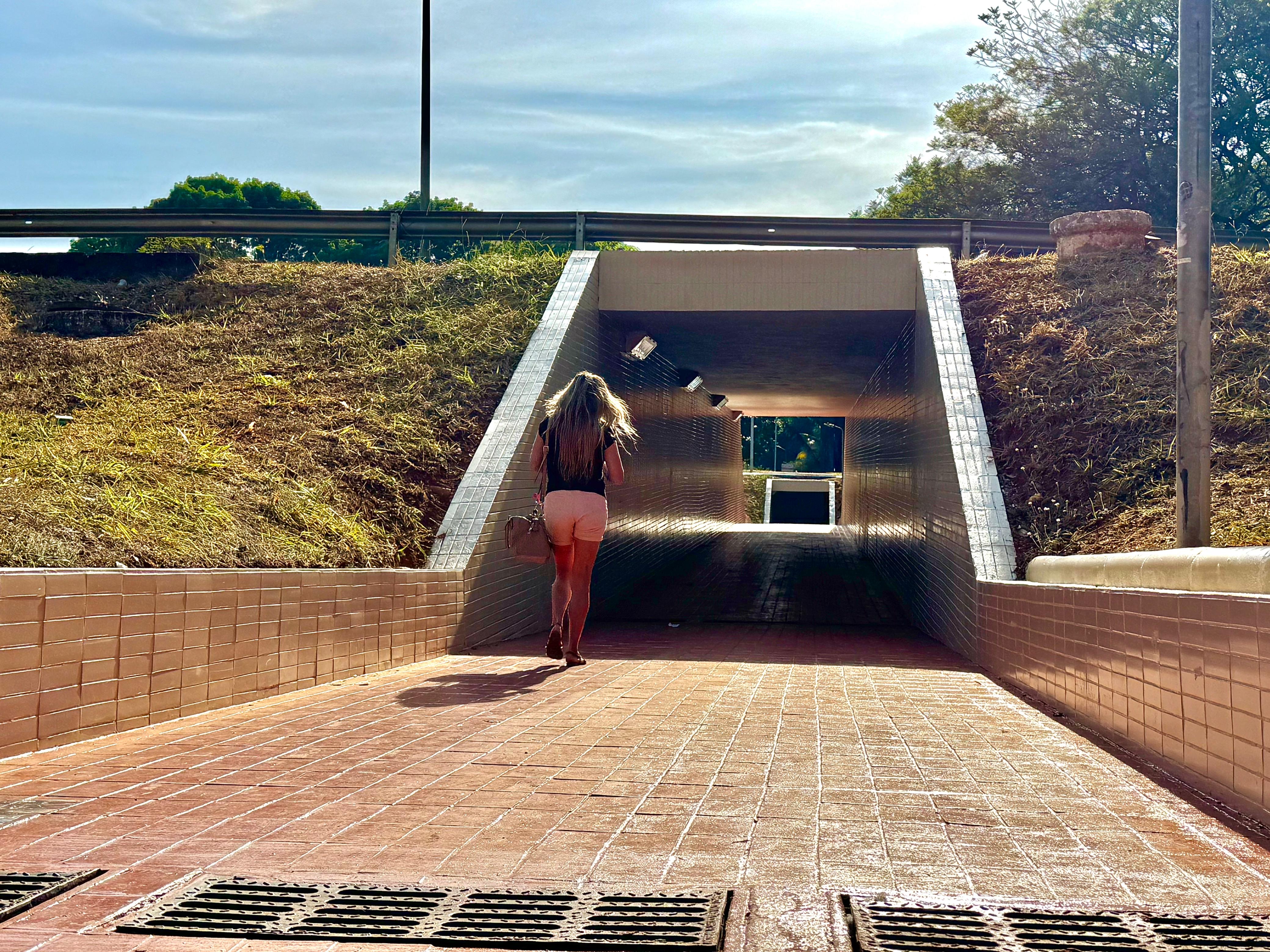 GDF reforma passagem subterrânea da 103 Norte