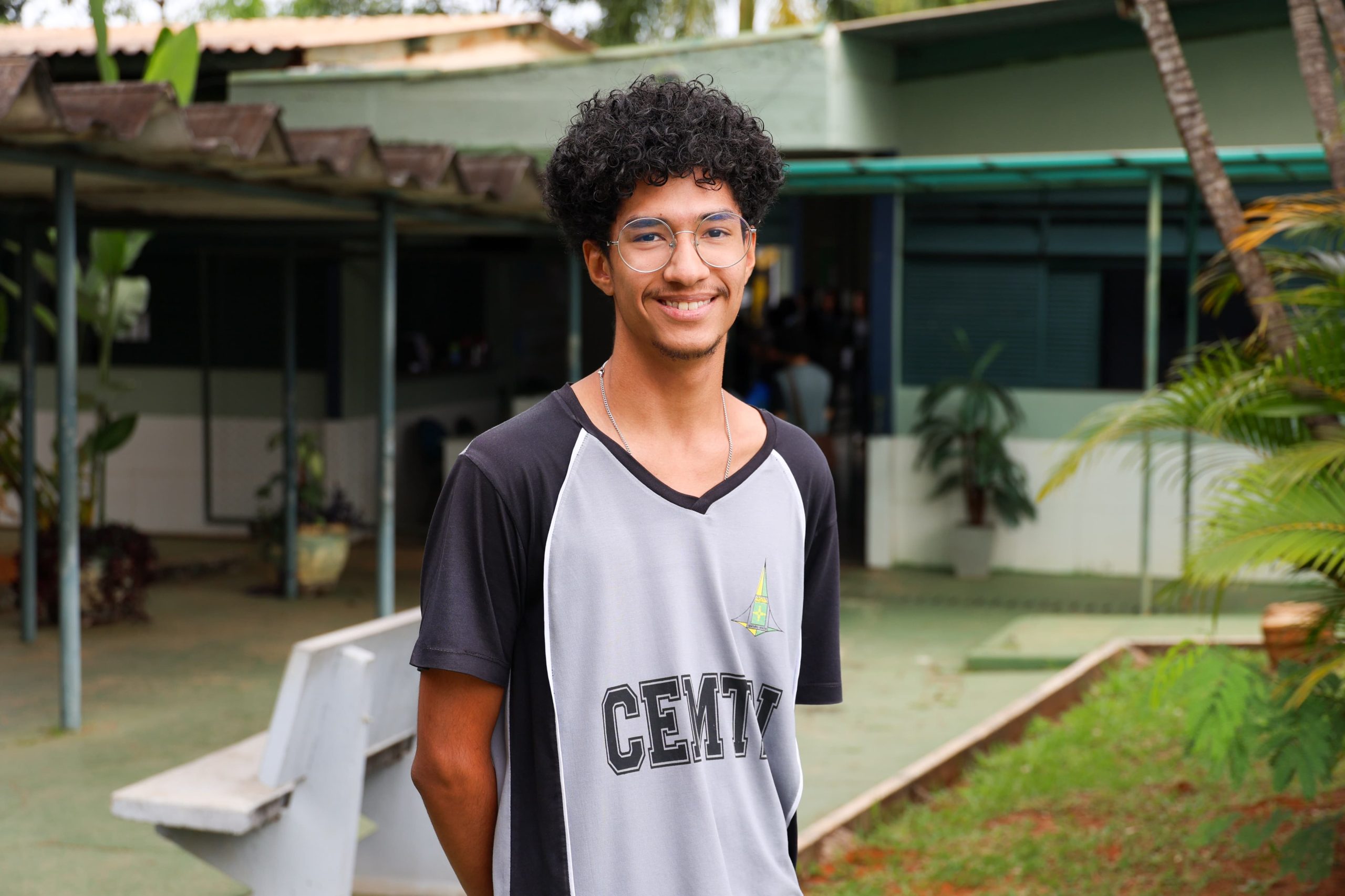 Estudante da rede pública do DF é destaque em concurso nacional de redação