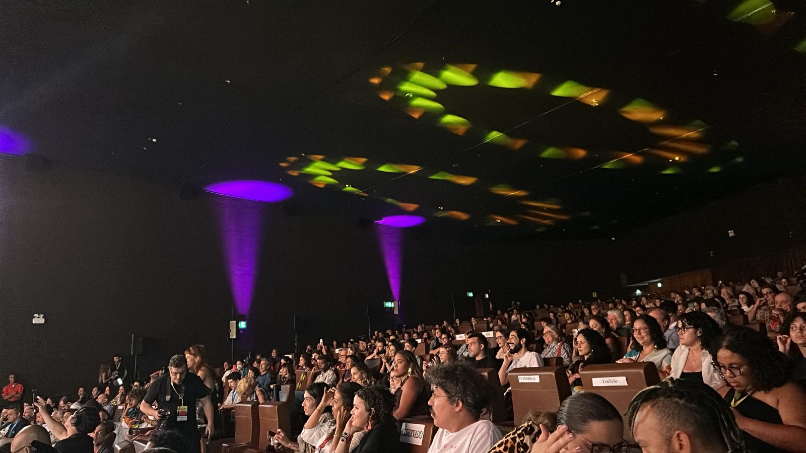 'Futuro Futuro' vence o Troféu Candango de melhor longa no 58º Festival de Brasília