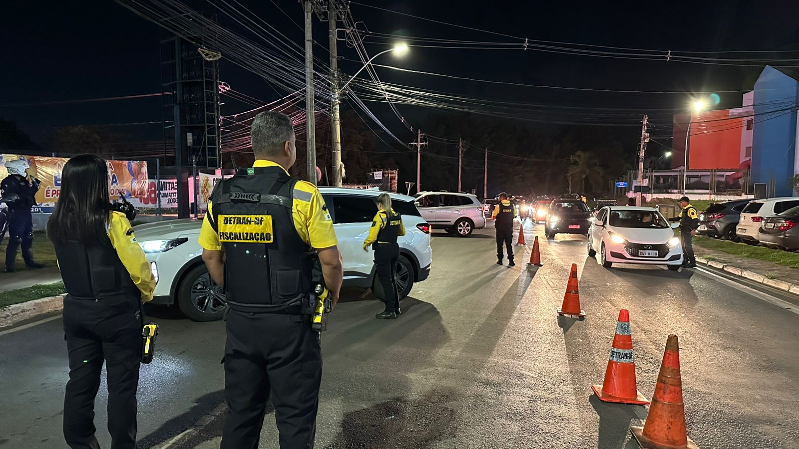 Fiscalização flagra 35 motoristas alcoolizados no fim de semana