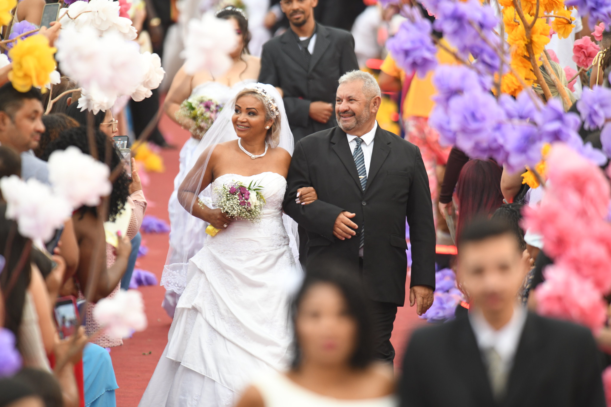 Casamento Comunitário oficializa união de 100 casais neste domingo (7)