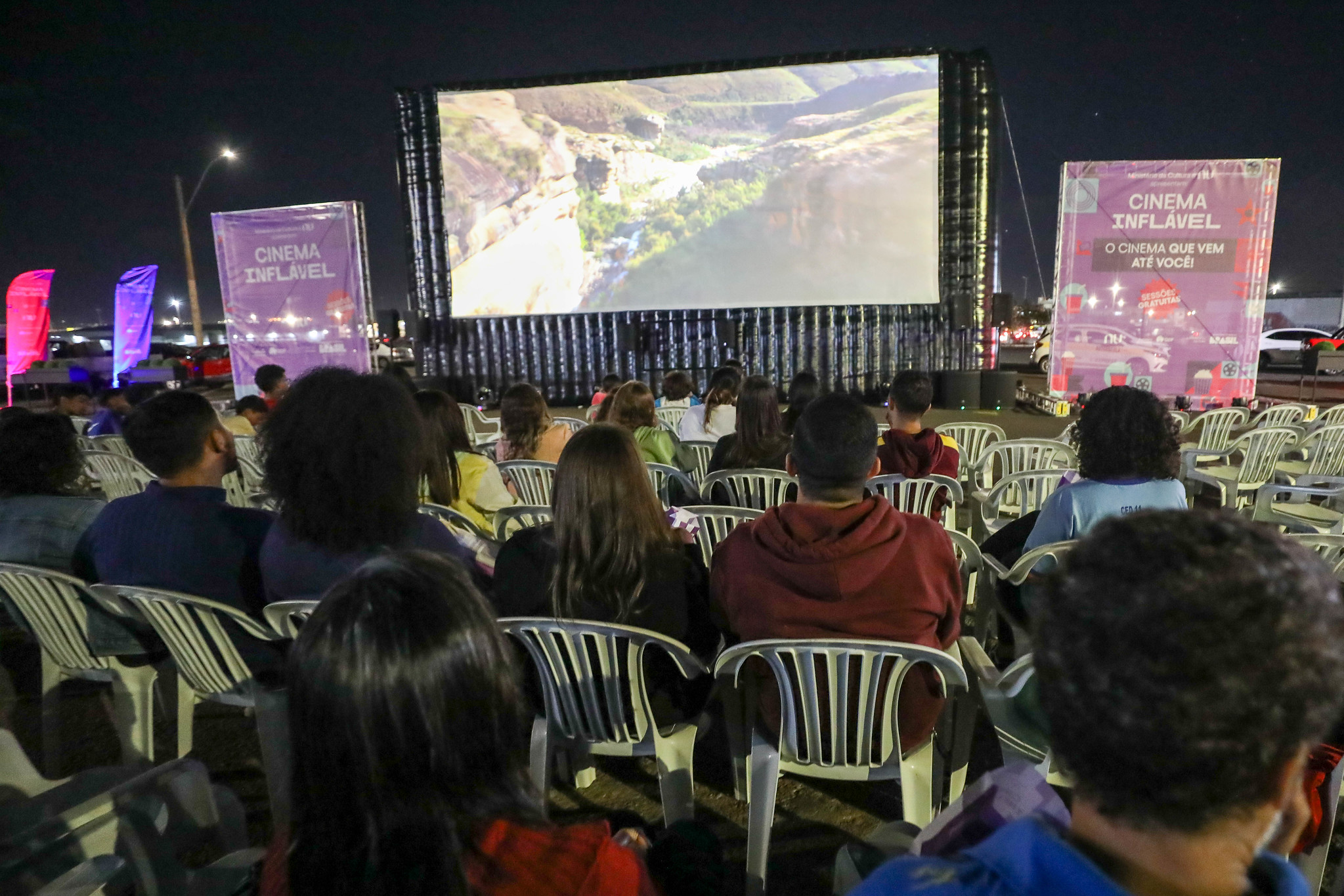 Agosto fecha primeira temporada do Cinema Inflável no DF com passagem por três cidades