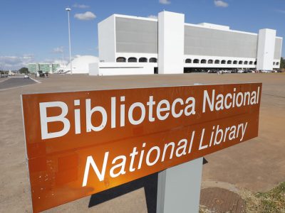 Biblioteca Nacional de Brasília faz campanha por devolução de livros
