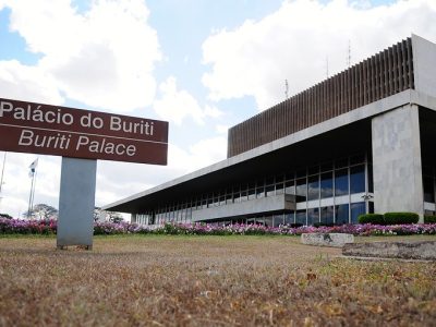 Mais de 4,6 mil nomeações nos últimos quatro meses reforçam Saúde, Educação e outras áreas de governo