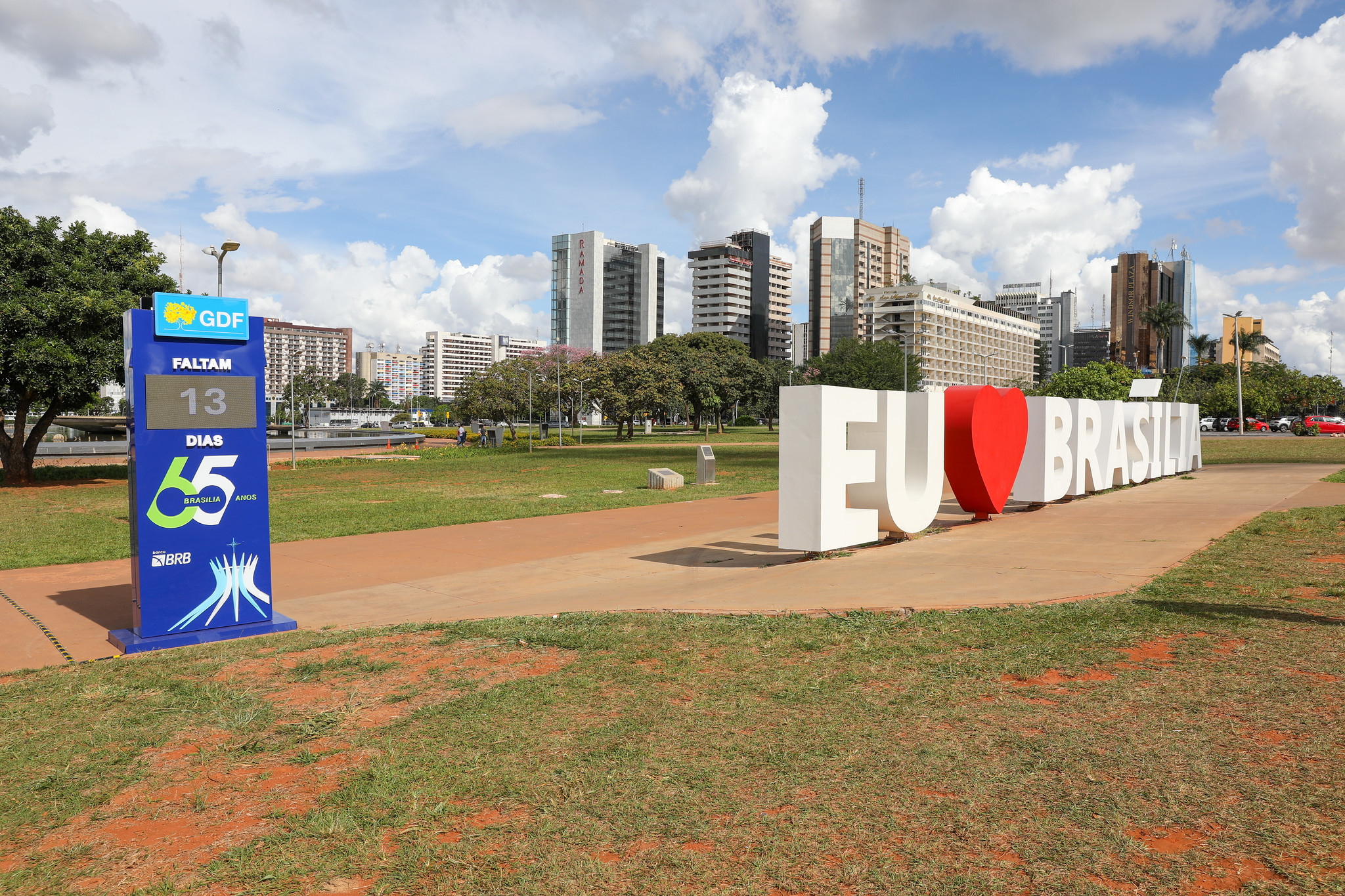 Brasília 65 anos: Guia completo sobre a programação, transporte público e plano de segurança dos eventos