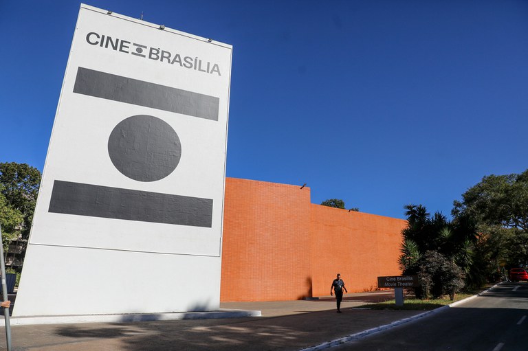 Ouvidores do DF são homenageados no Cine Brasília