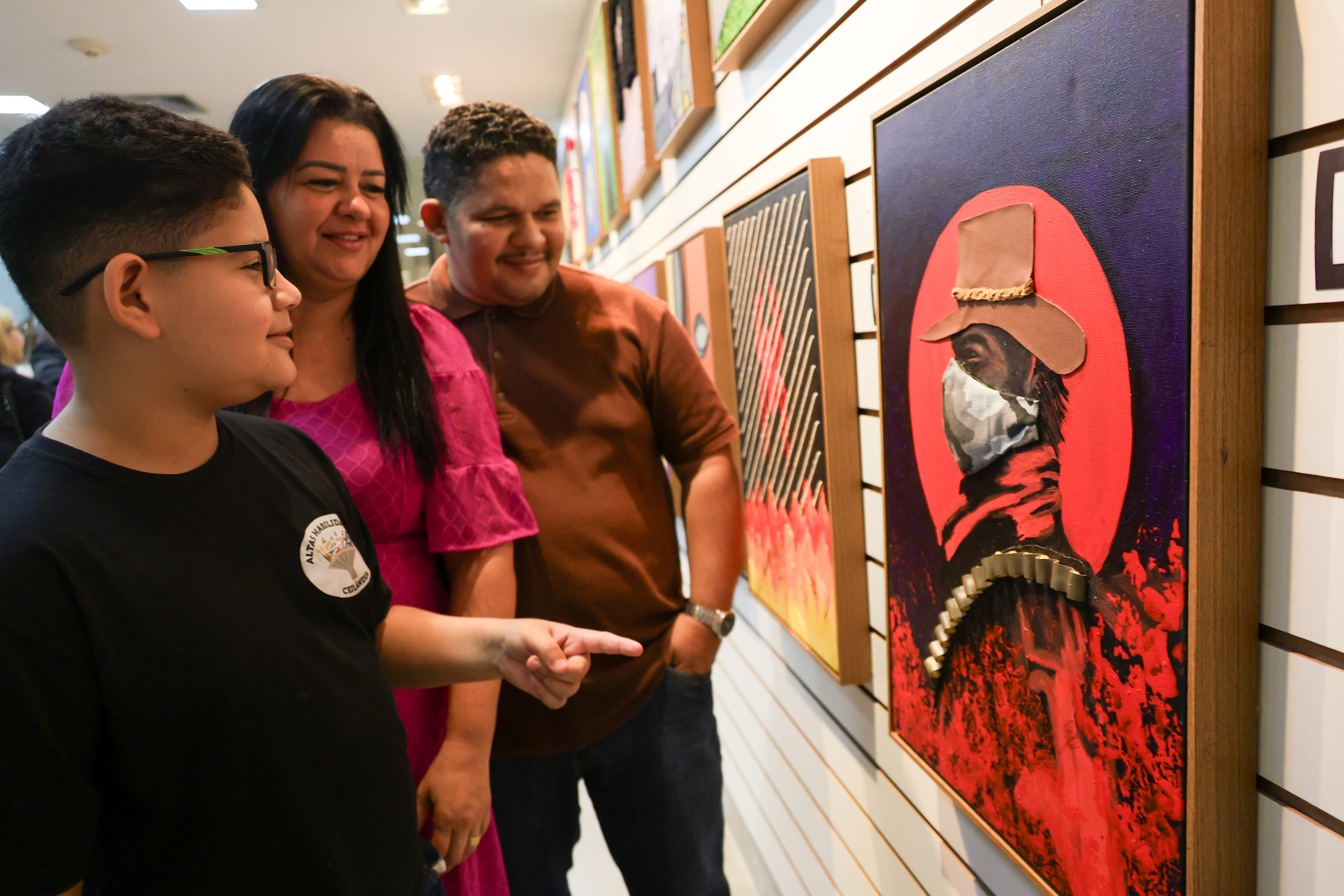Exposição Tramas da Alma revela criatividade de alunos da rede pública