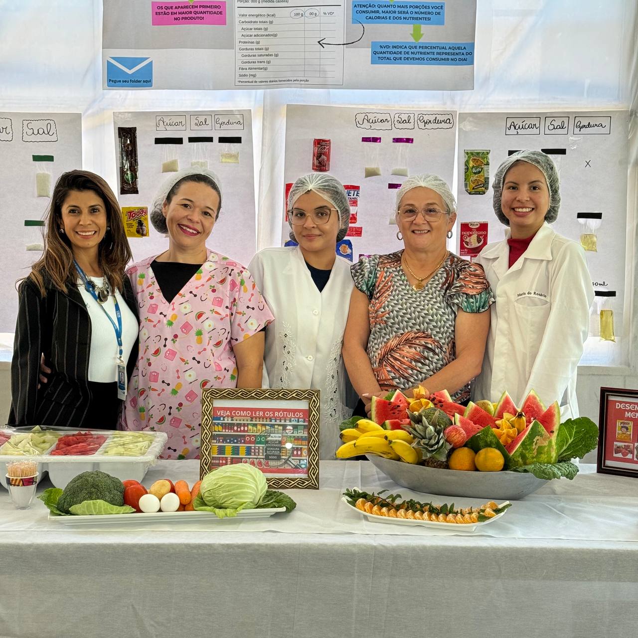 Restaurantes comunitários ensinam como ler rótulos dos alimentos