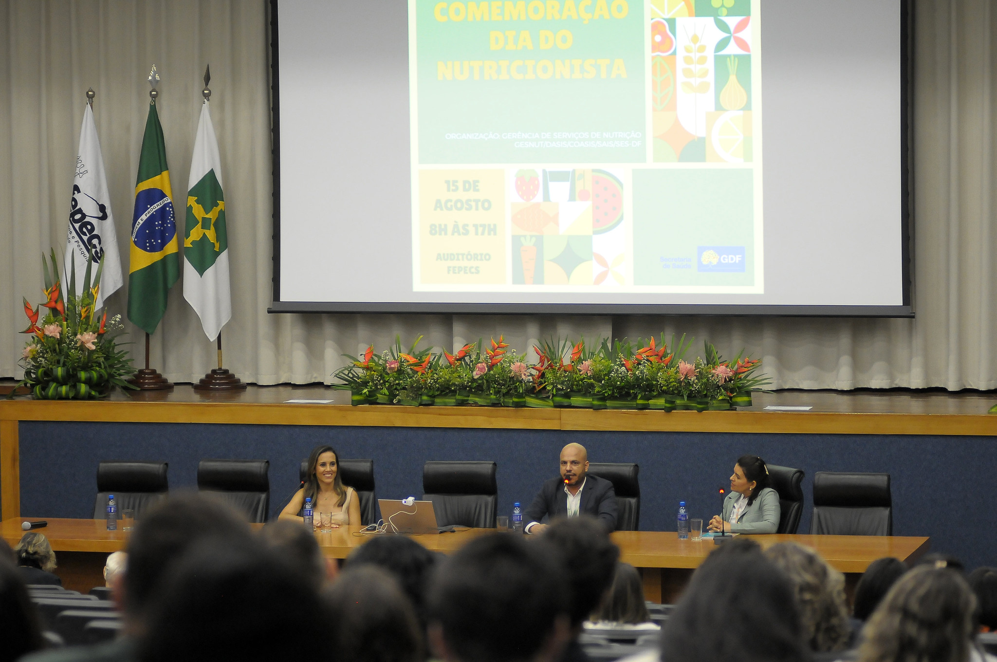 Nutricionistas da rede pública de saúde recebem homenagem