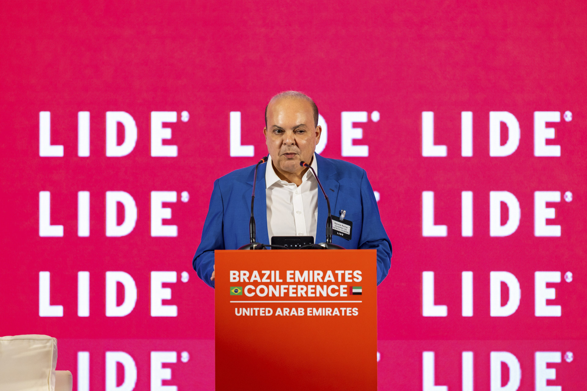 Governador reforça vocação de Brasília como capital da sustentabilidade durante palestra nos Emirados Árabes Unidos&nbsp;