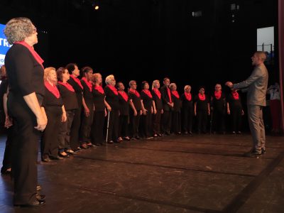 Ciclo de palestras previne crimes cibernéticos contra idosos