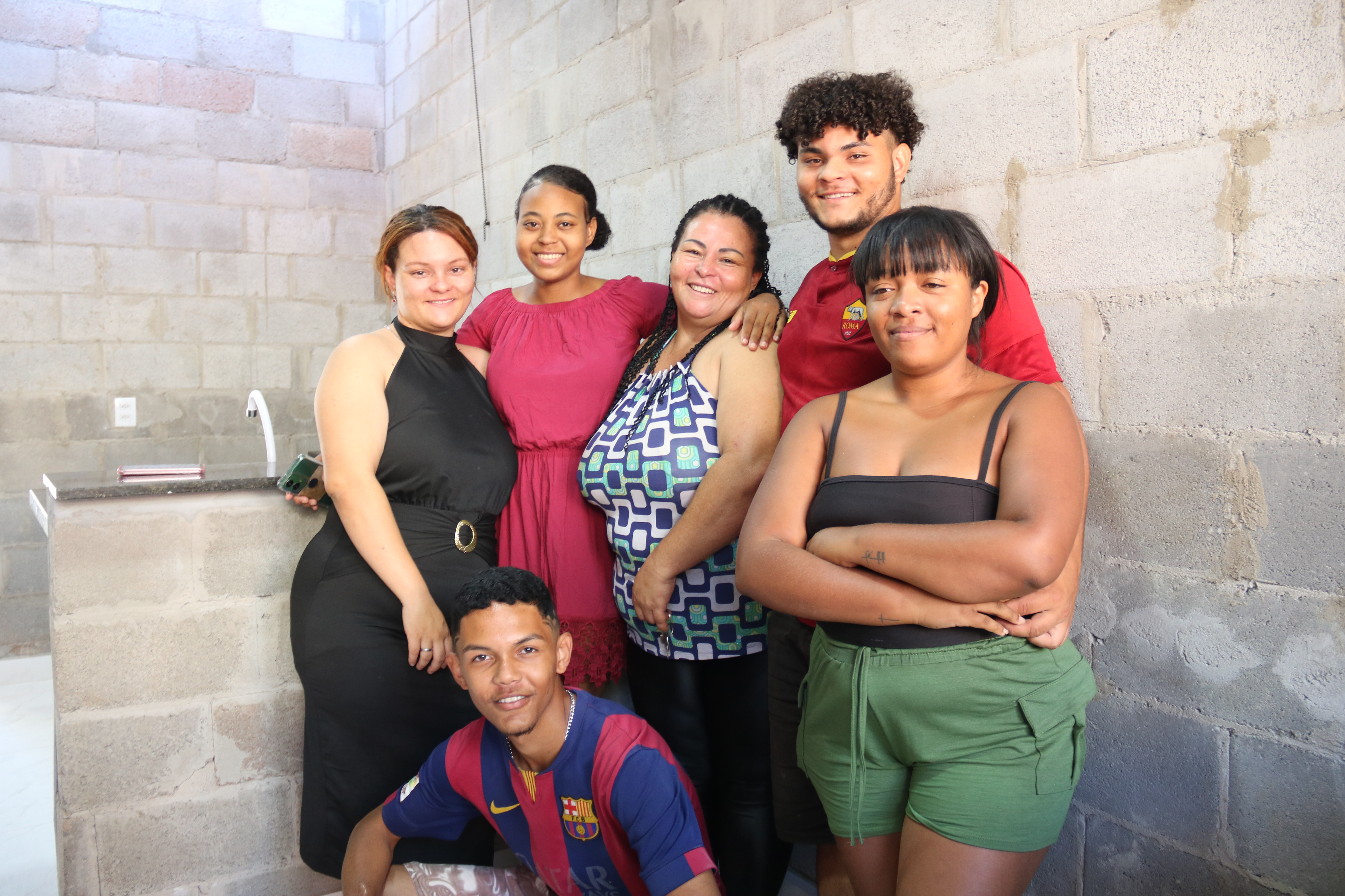 Família na Estrutural recebe casa completamente reformada por meio do programa&nbsp;Melhorias Habitacionais