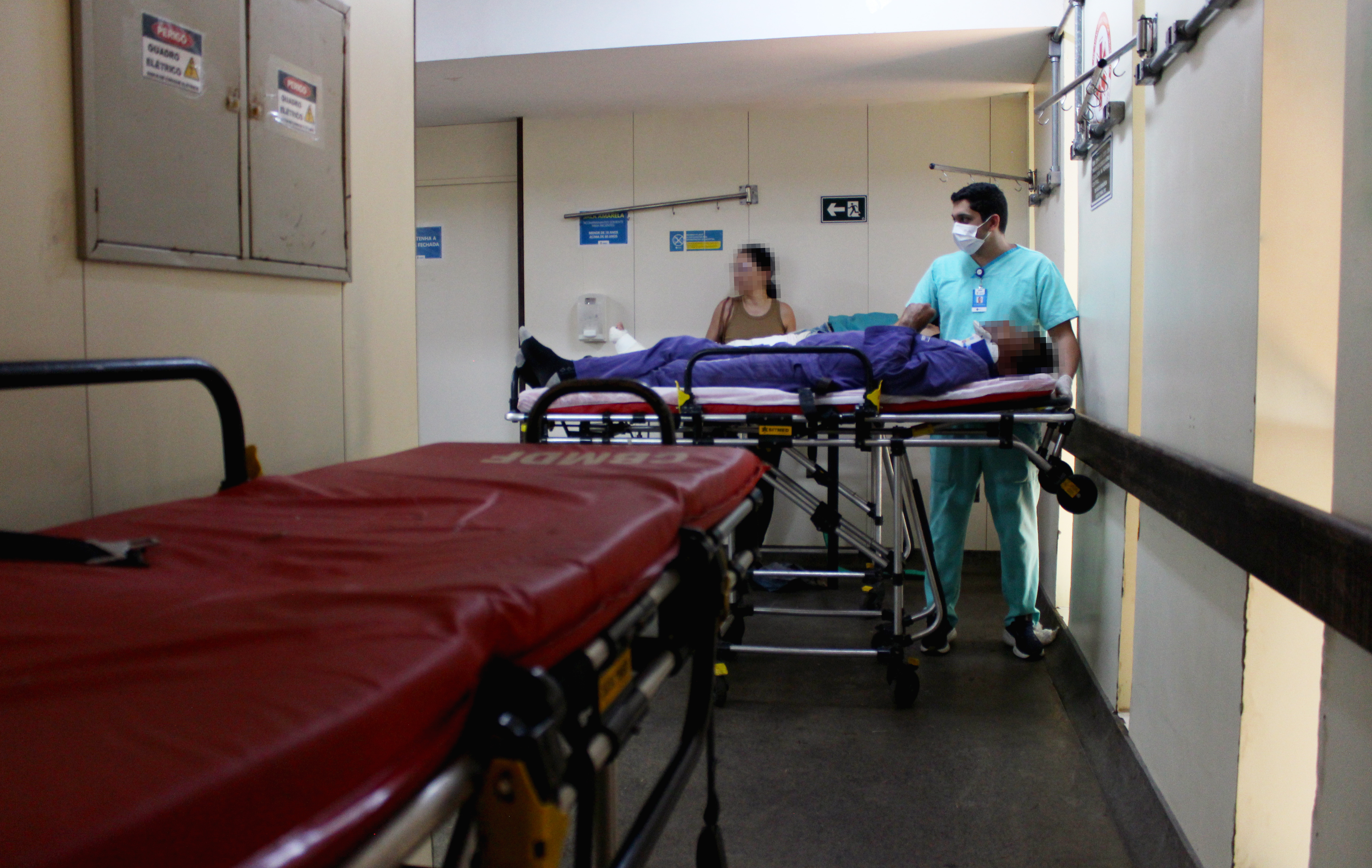 Seleção para cardiologista e maqueiro hospitalar tem salários de até R$ 16 mil