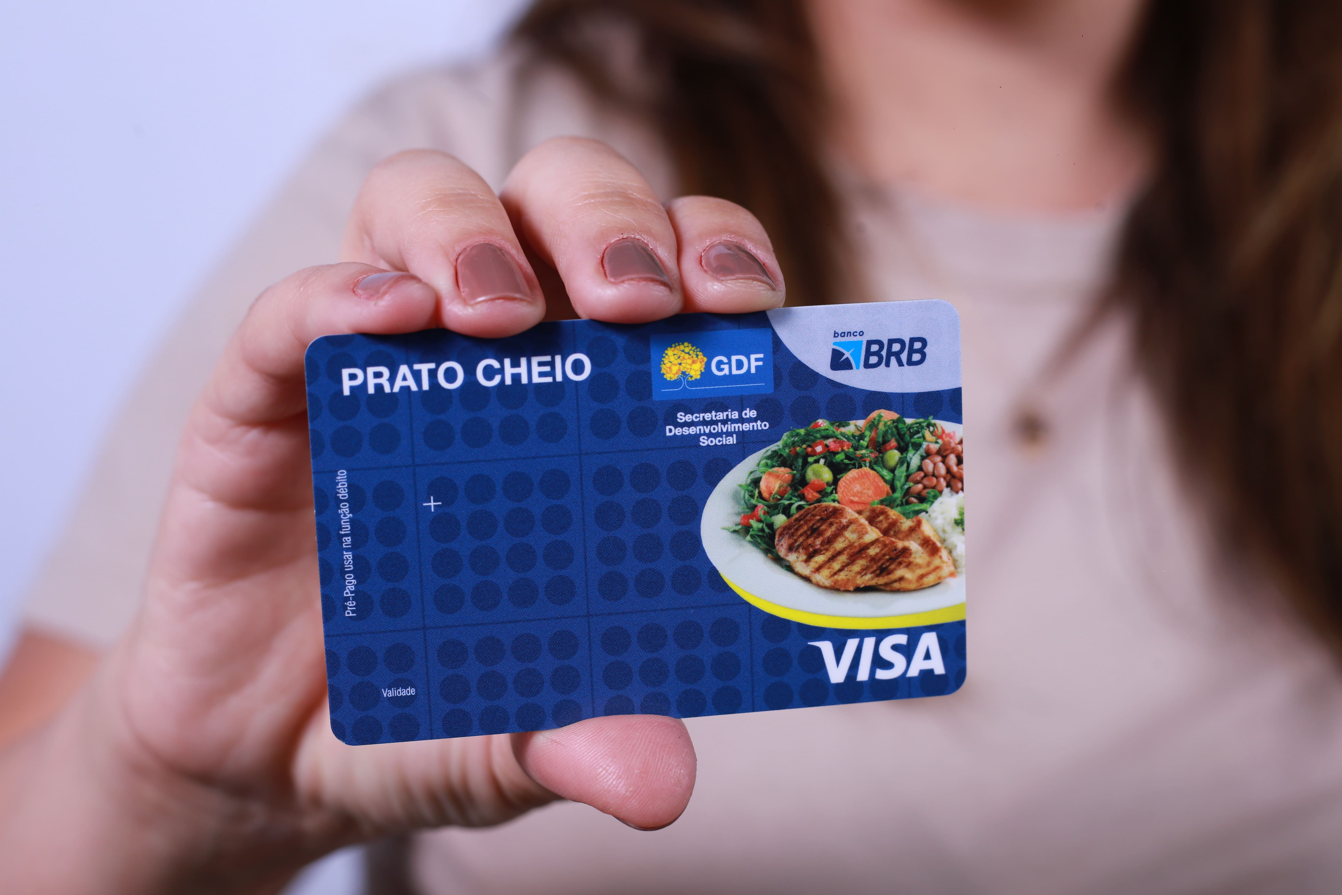 Liberados R$ 42 milhões para pagamento do Cartão Prato Cheio e DF Social