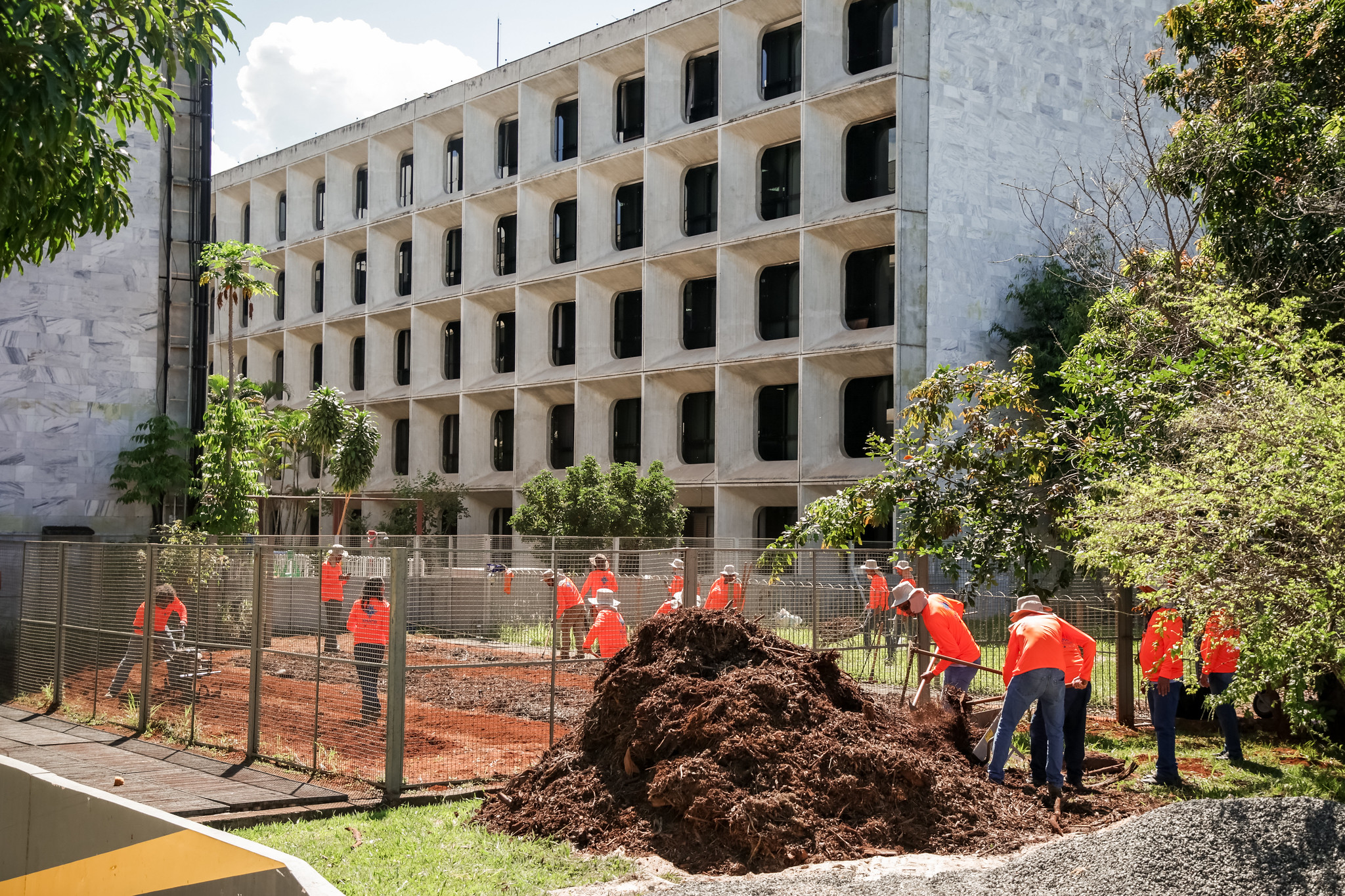 GDF inaugura horto agroflorestal no Ministério da Saúde