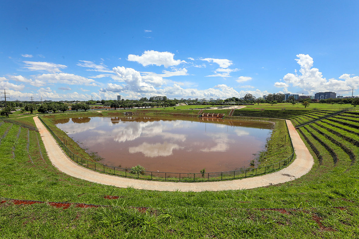 Com investimento de R$ 180 milhões, Drenar DF cumpre objetivo e reduz impacto das chuvas no início da Asa Norte