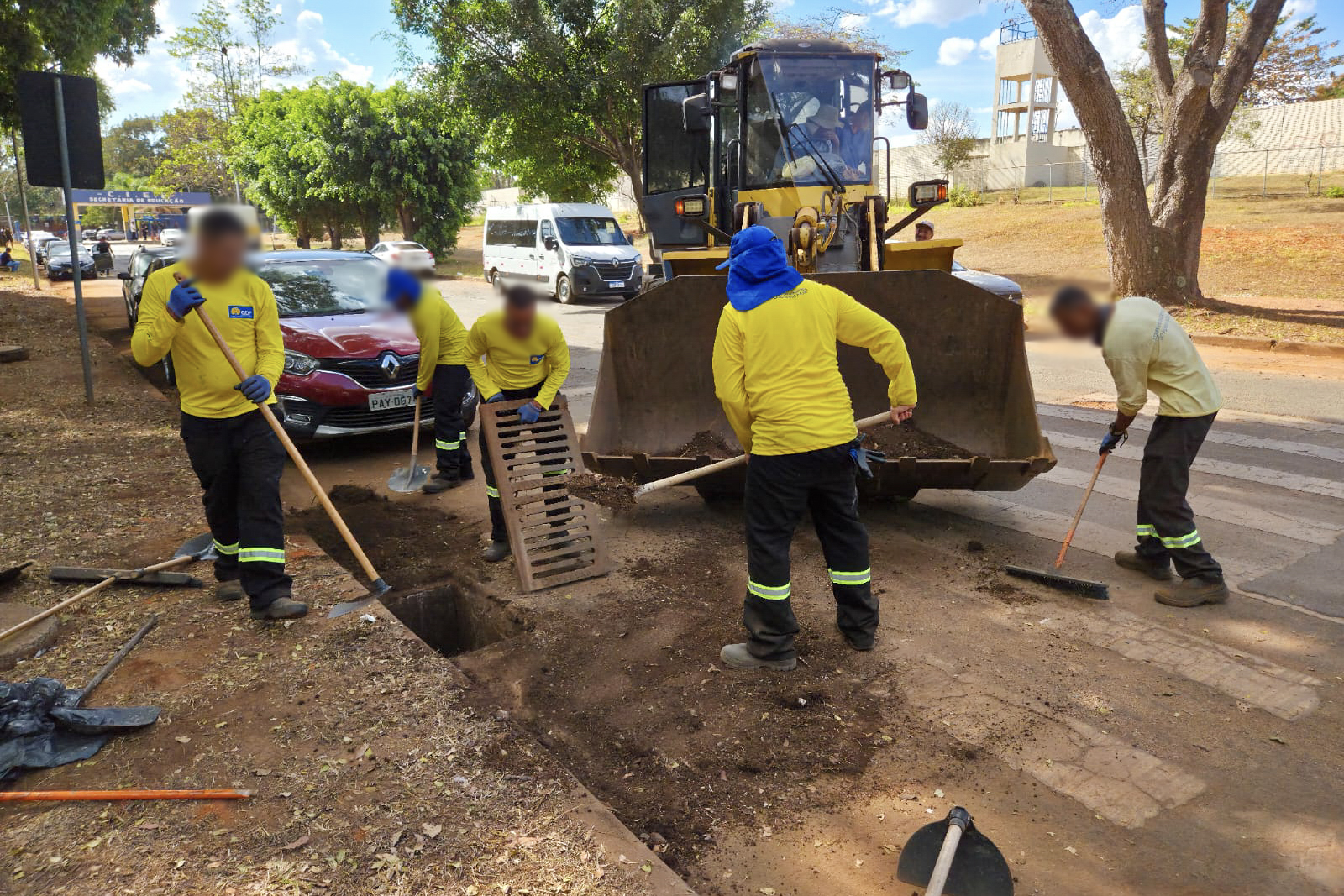 Governo intensifica ações de limpeza e manutenção em regiões do DF, em preparação para o período chuvoso