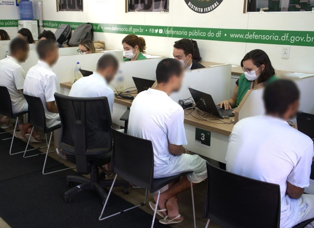 Defensoria realiza 120 atendimentos em mutirão carcerário