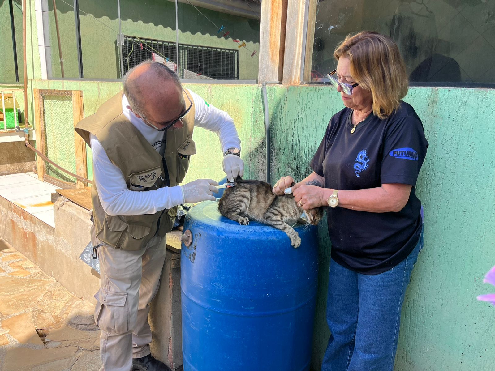 Vigilância Ambiental do Guará promove vacinação itinerante contra a raiva