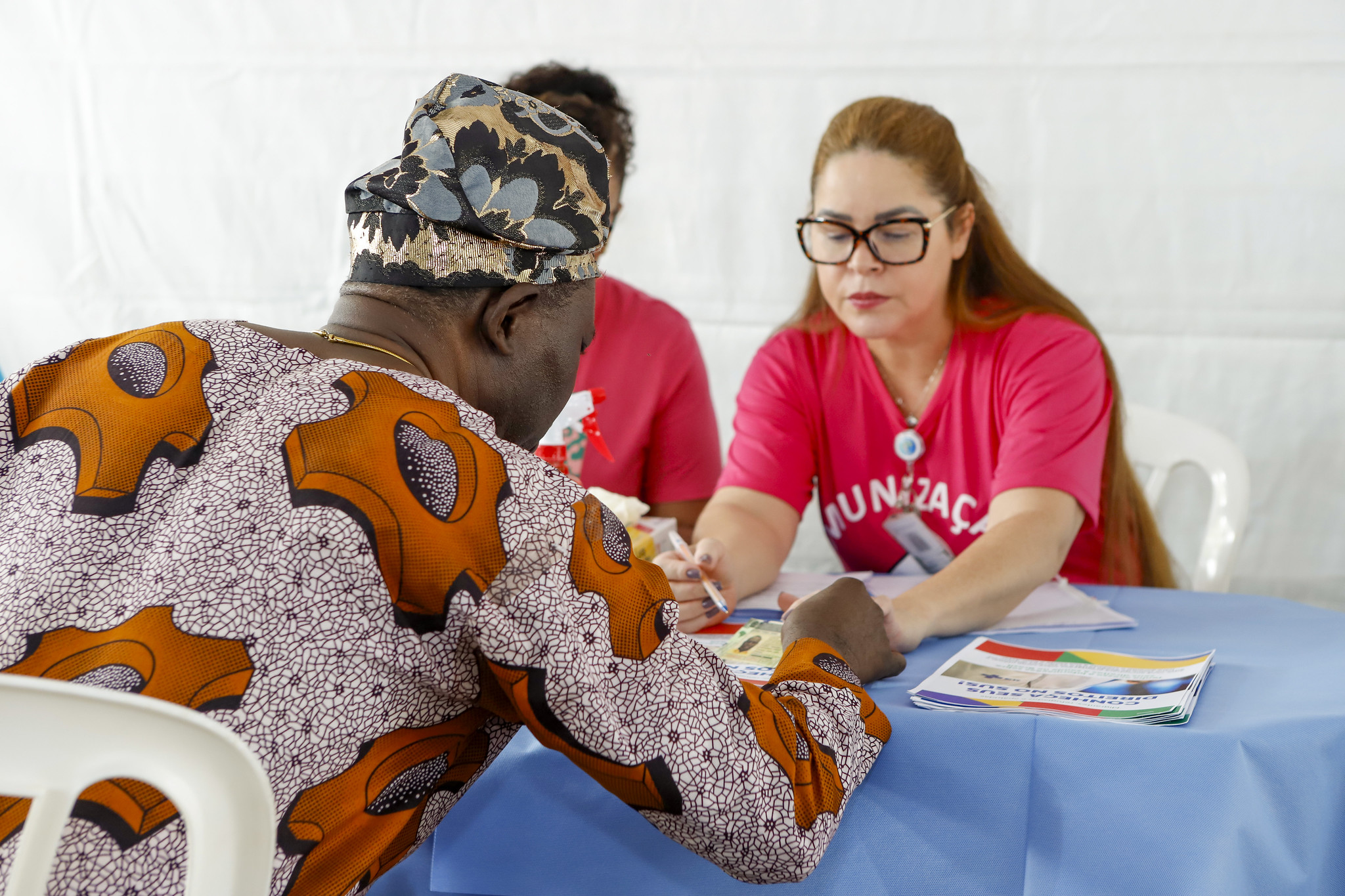 Guia de Acolhimento aos Migrantes, Refugiados e Apátridas orienta sobre serviços de saúde