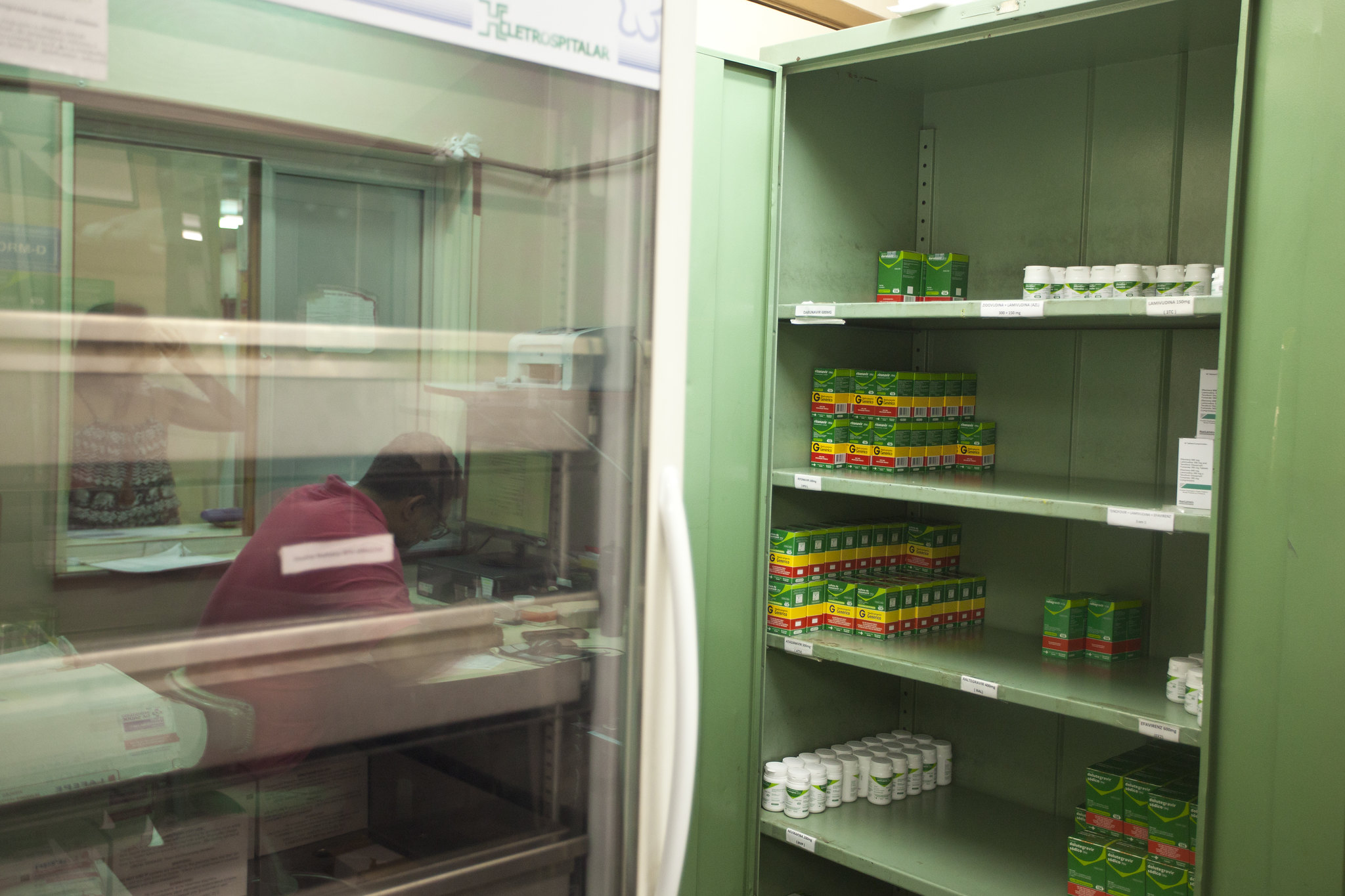 Publicadas atas que vão garantir abastecimento de remédios antidepressivos