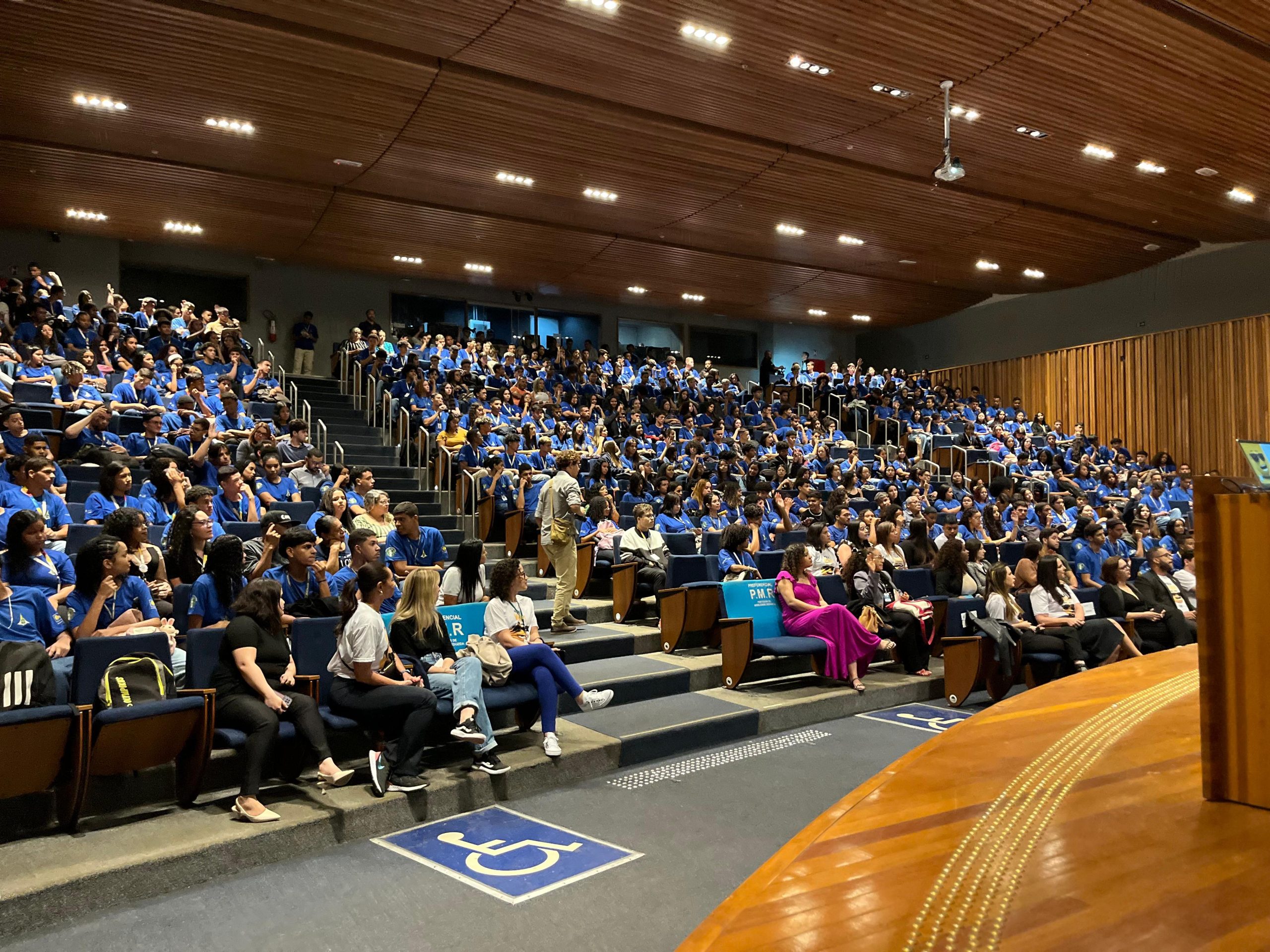 Aula inaugural do projeto Pega a Visão dá início à capacitação de 2 mil jovens