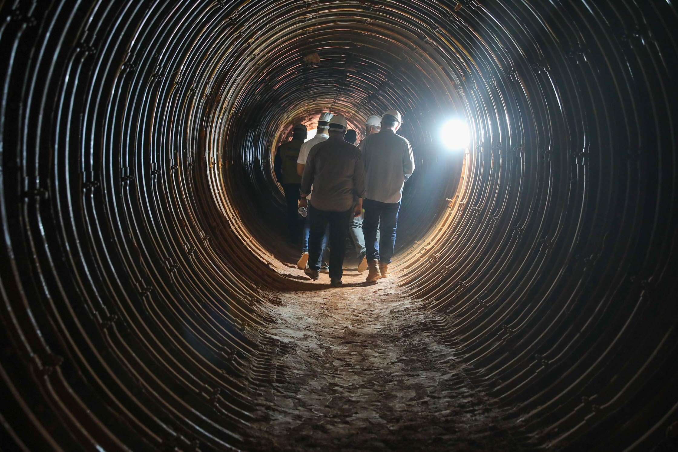 Obras do Drenar DF recebem visita de comissão da Câmara Legislativa