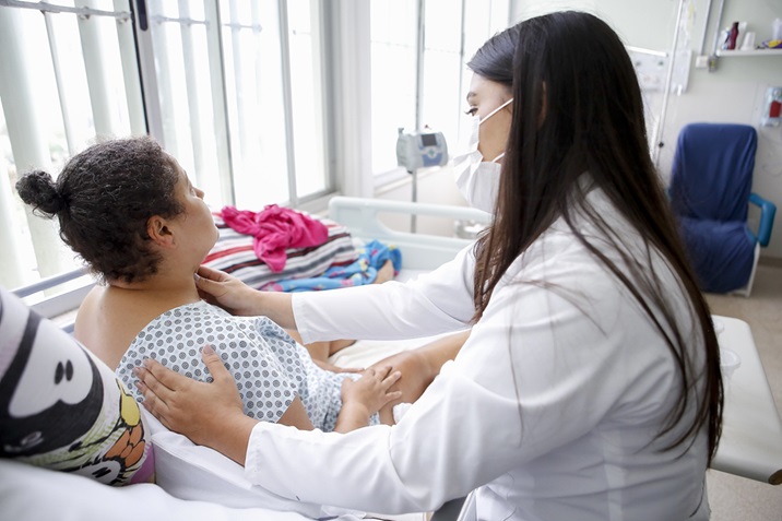 IgesDF abre novas oportunidades para médicos, psicólogos e técnicos de enfermagem