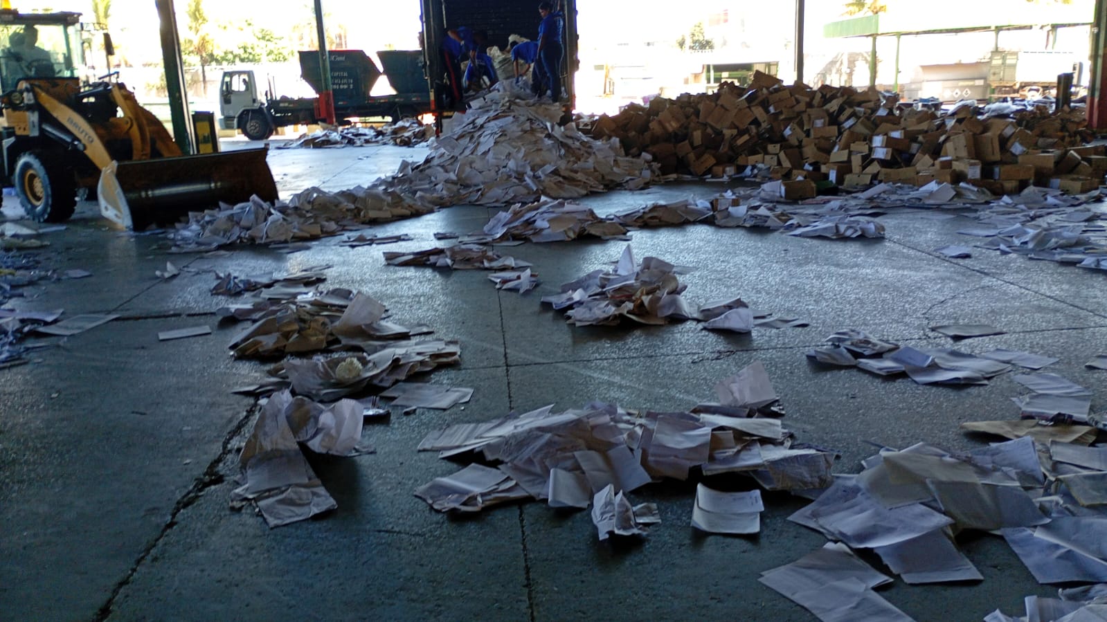 Semob destina mais de 4 toneladas de documentos antigos para reciclagem